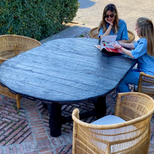 Cargar imagen en el visor de la galería, MESA DE COMEDOR VIÑAMARFIL
