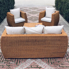 Load image into Gallery viewer, MAMBA MUEBLES CONJUNTO DE JARDIN MAFUMU DE RATÁN NATURAL SOFAS CONJUNTO DE JARDIN MAFUMU DE RATÁN NATURAL
